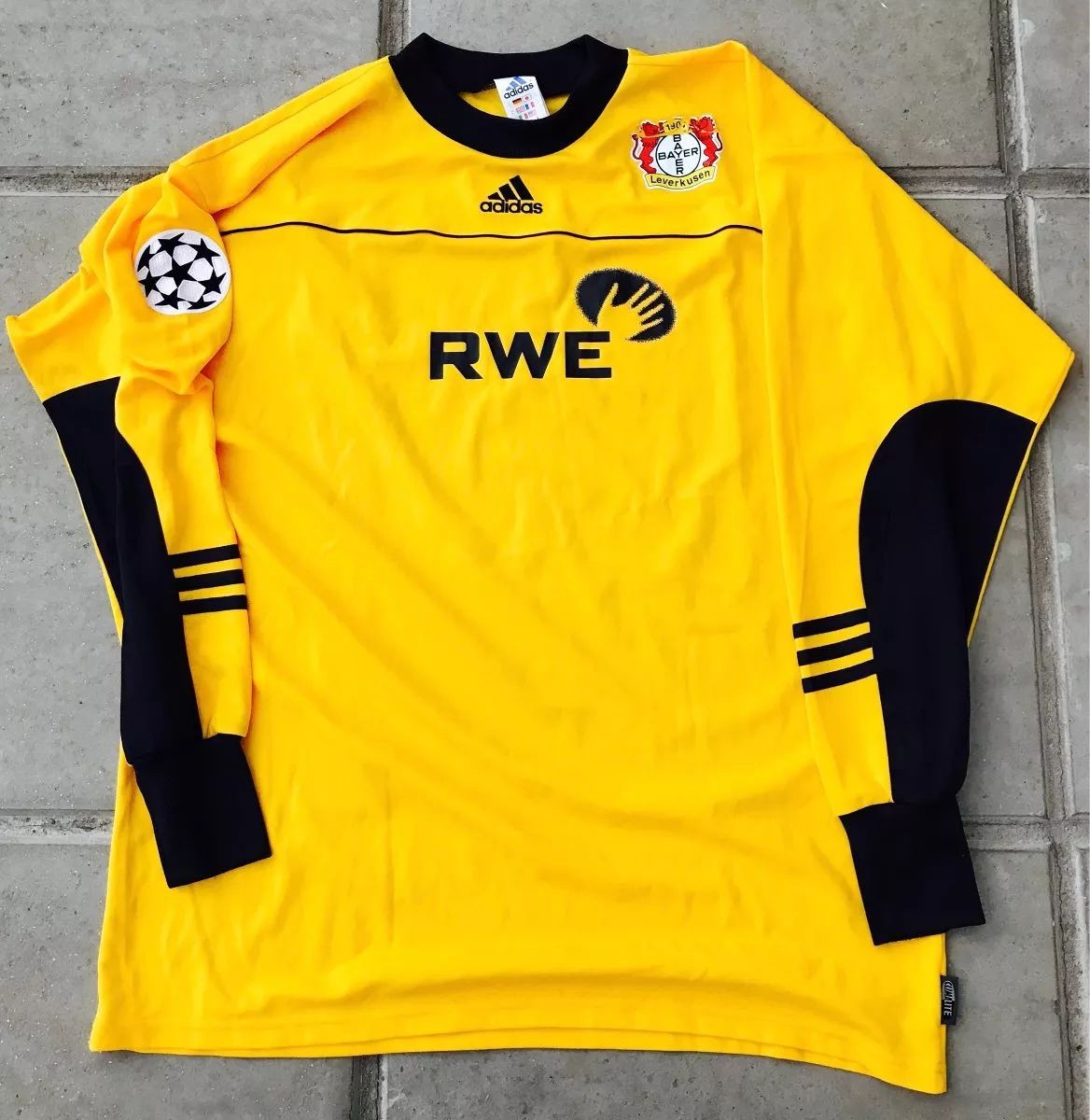 Bayer 04 Leverkusen 2002-03 GK 5 Kit