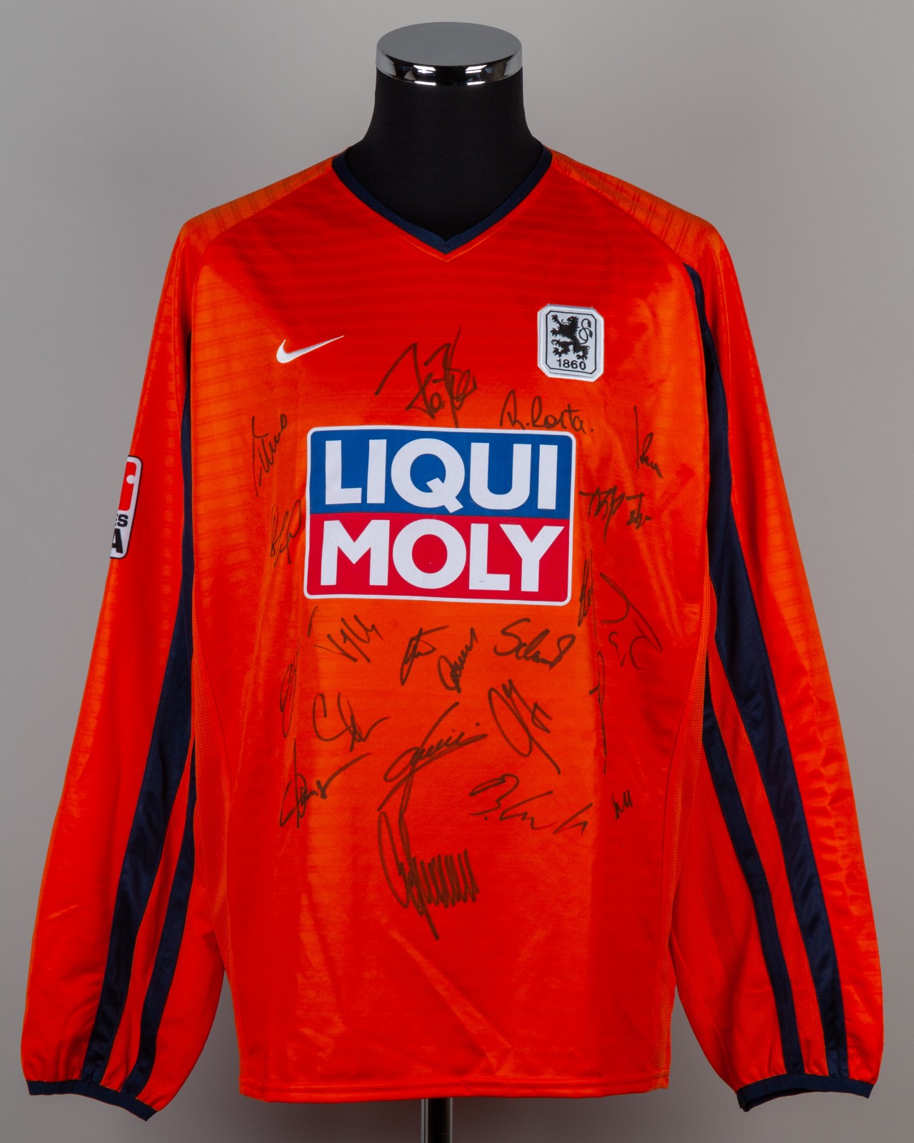 TSV 1860 München 2002-03 Third Kit