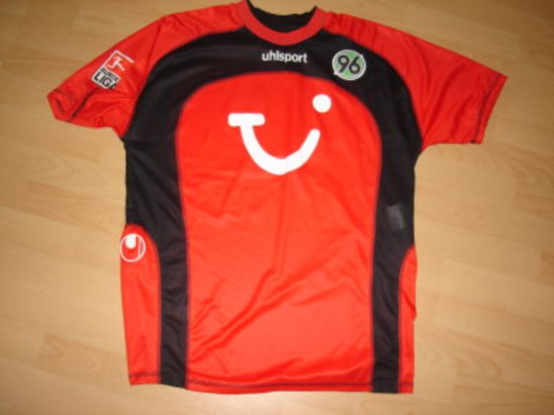 Hannover 96 2003-04 Home Kit