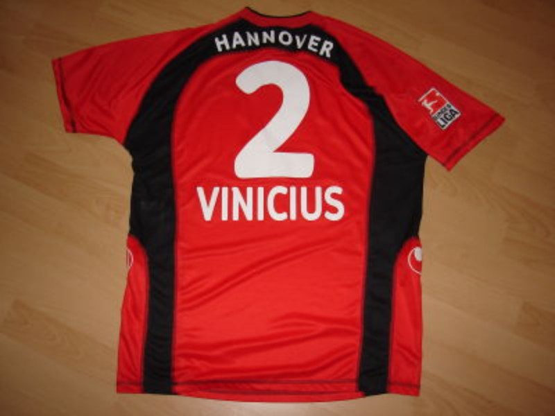 Hannover 96 2003-04 Home Kit