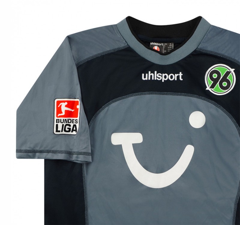 Hannover 96 2003-04 Away Kit
