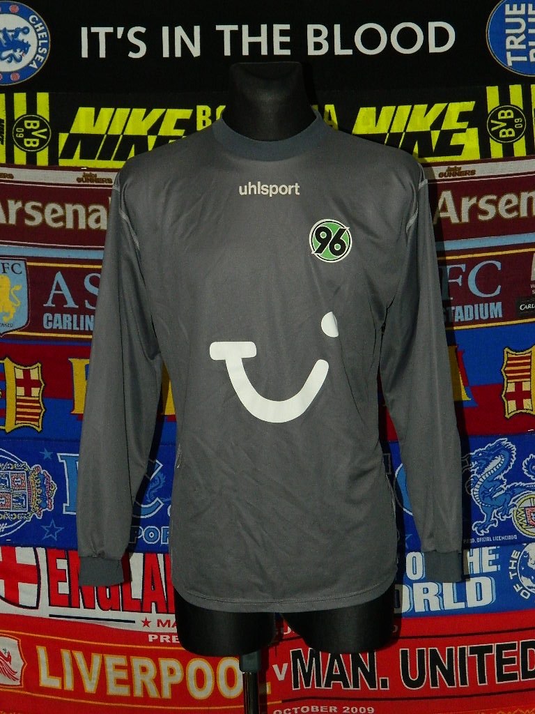 Hannover 96 2003-04 GK 1 Kit