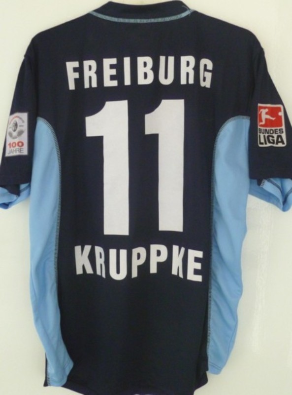 SC Freiburg 2003-04 Away Kit