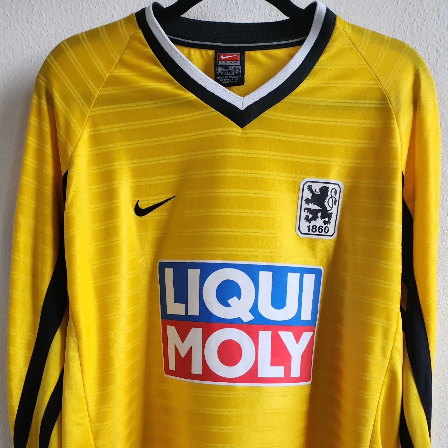 TSV 1860 München 2003-04 Third Kit