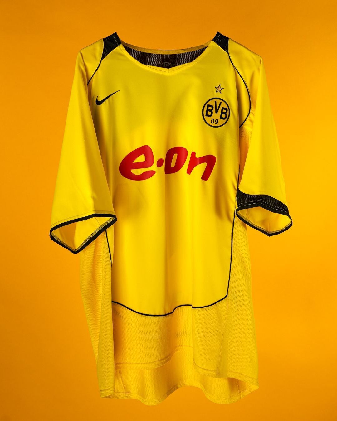 Borussia Dortmund 2004-05 Home Kit