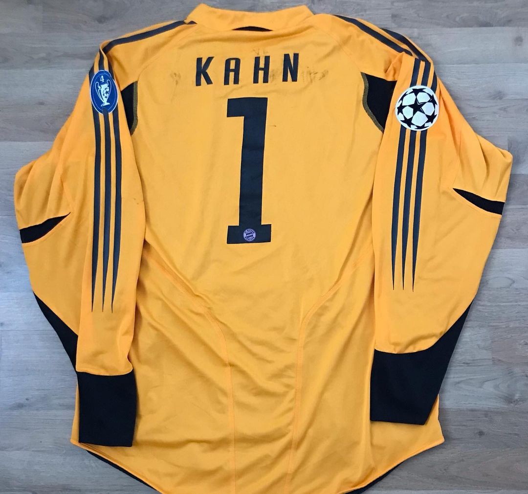 Bayern München 2004-05 GK 2 Kit
