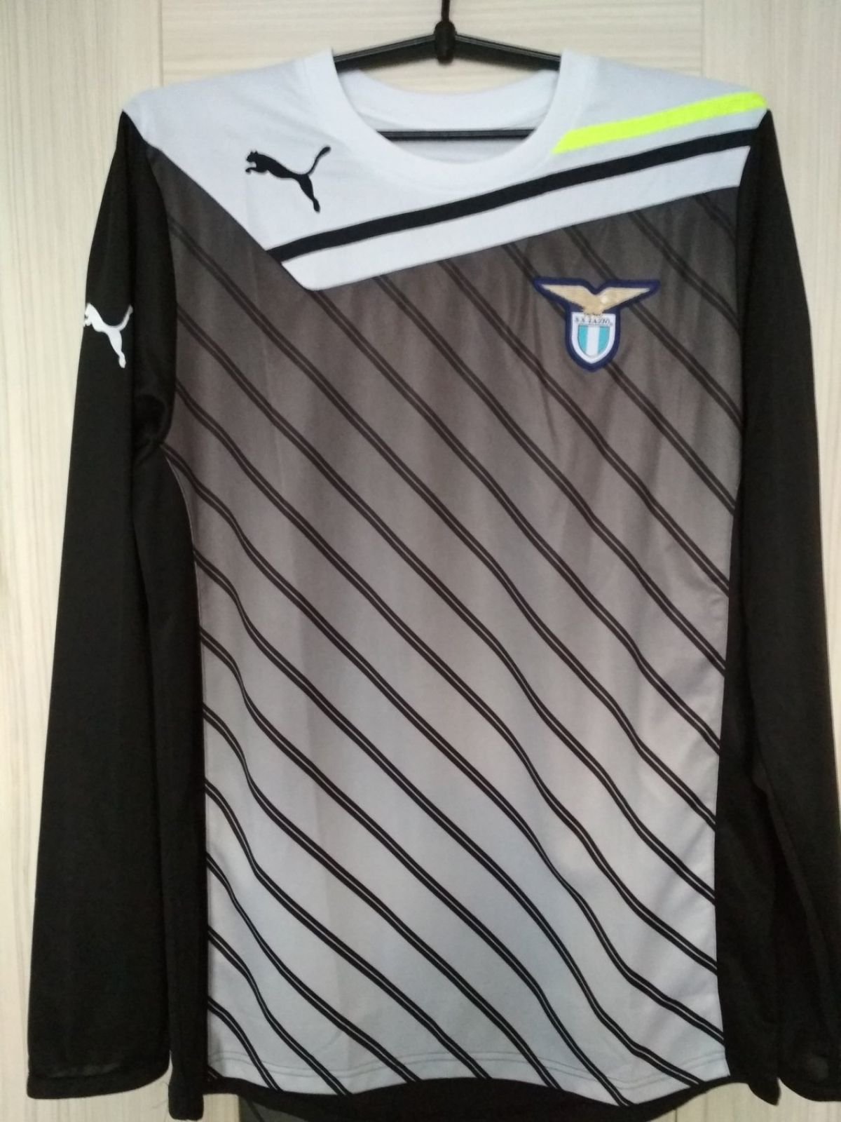SS Lazio 2011-12 GK Home Kit