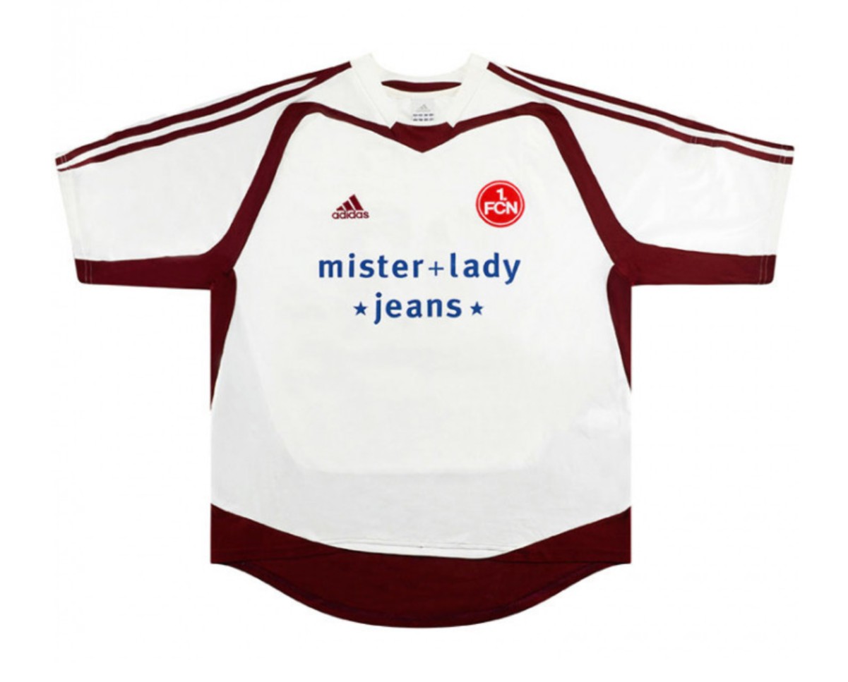 1. FC Nürnberg 2004-05 Away Kit