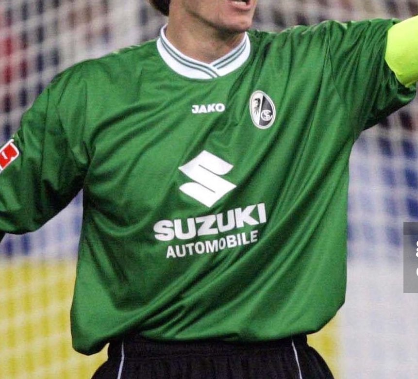 SC Freiburg 2004-05 GK 5 Kit