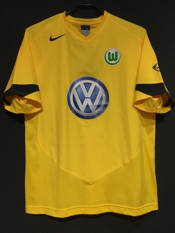 VfL Wolfsburg 2004-05 Third Kit