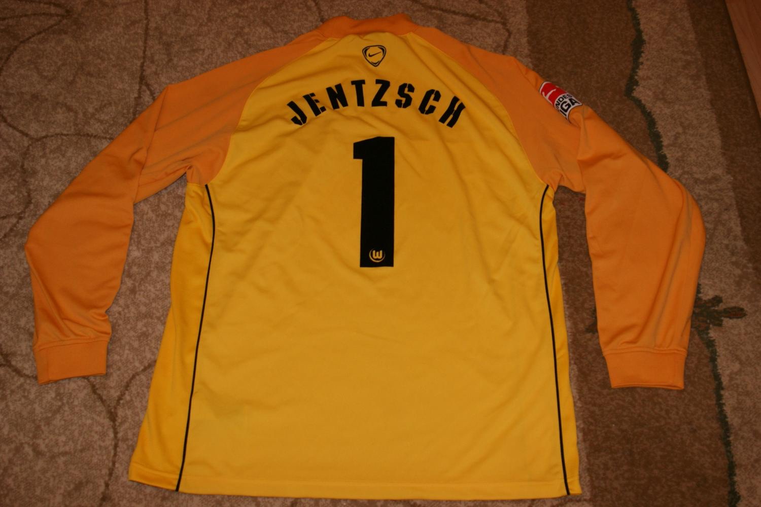 VfL Wolfsburg 2004-05 GK 2 Kit