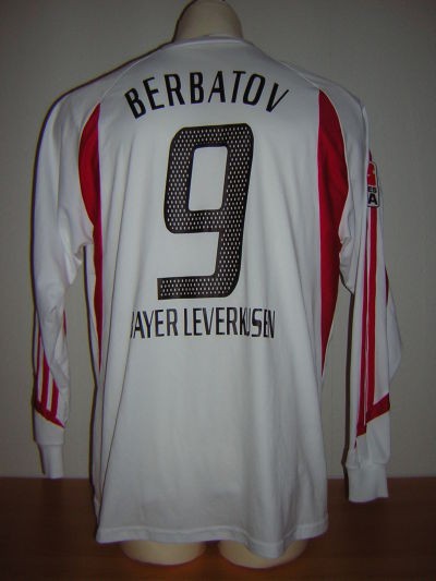 Bayer 04 Leverkusen 2004-05 Away Kit