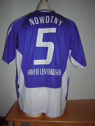 Bayer 04 Leverkusen 2004-05 Fourth Kit