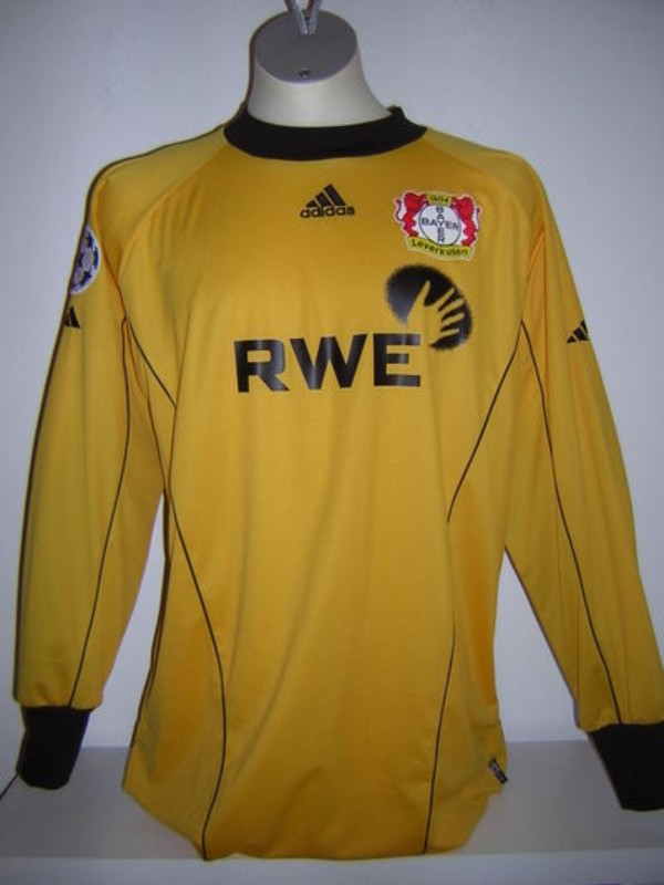 Bayer 04 Leverkusen 2004-05 GK 3 Kit