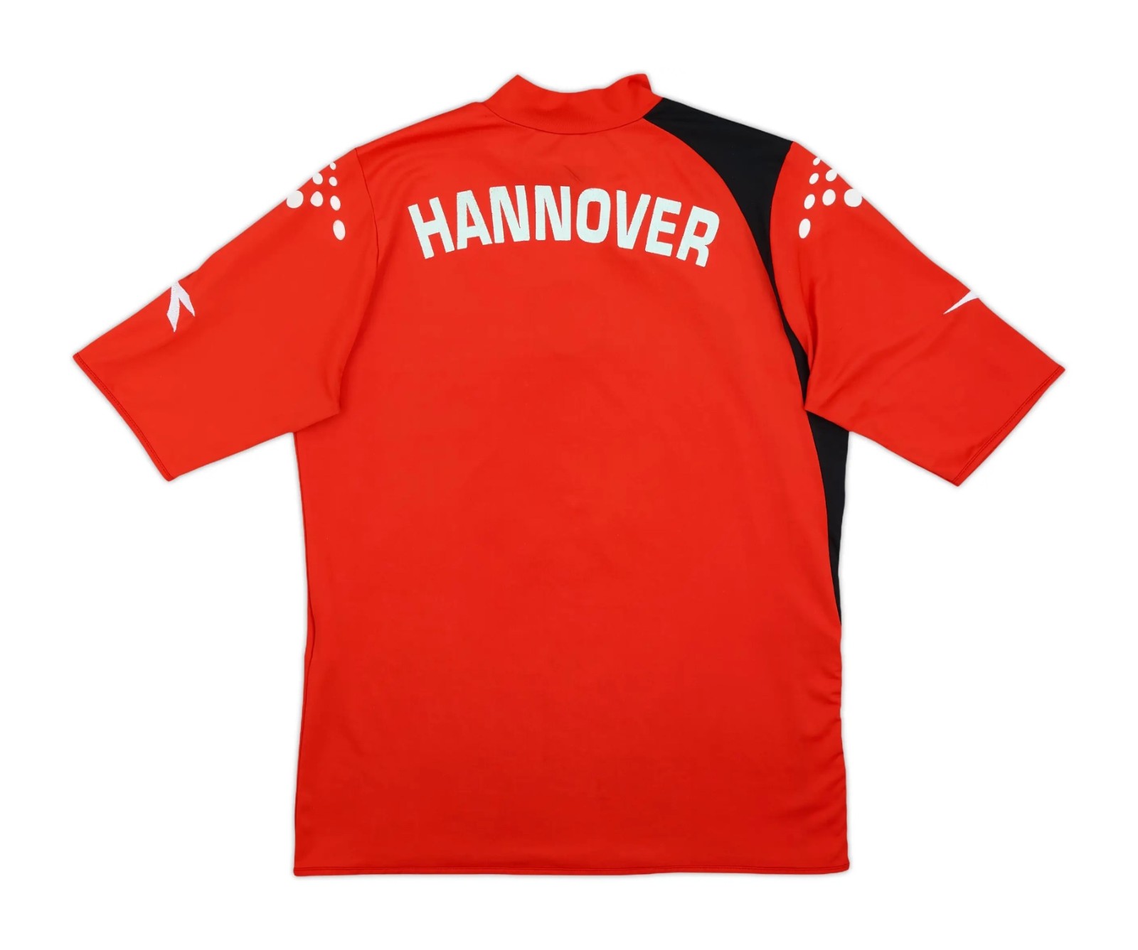 Hannover 96 2005-06 Home Kit