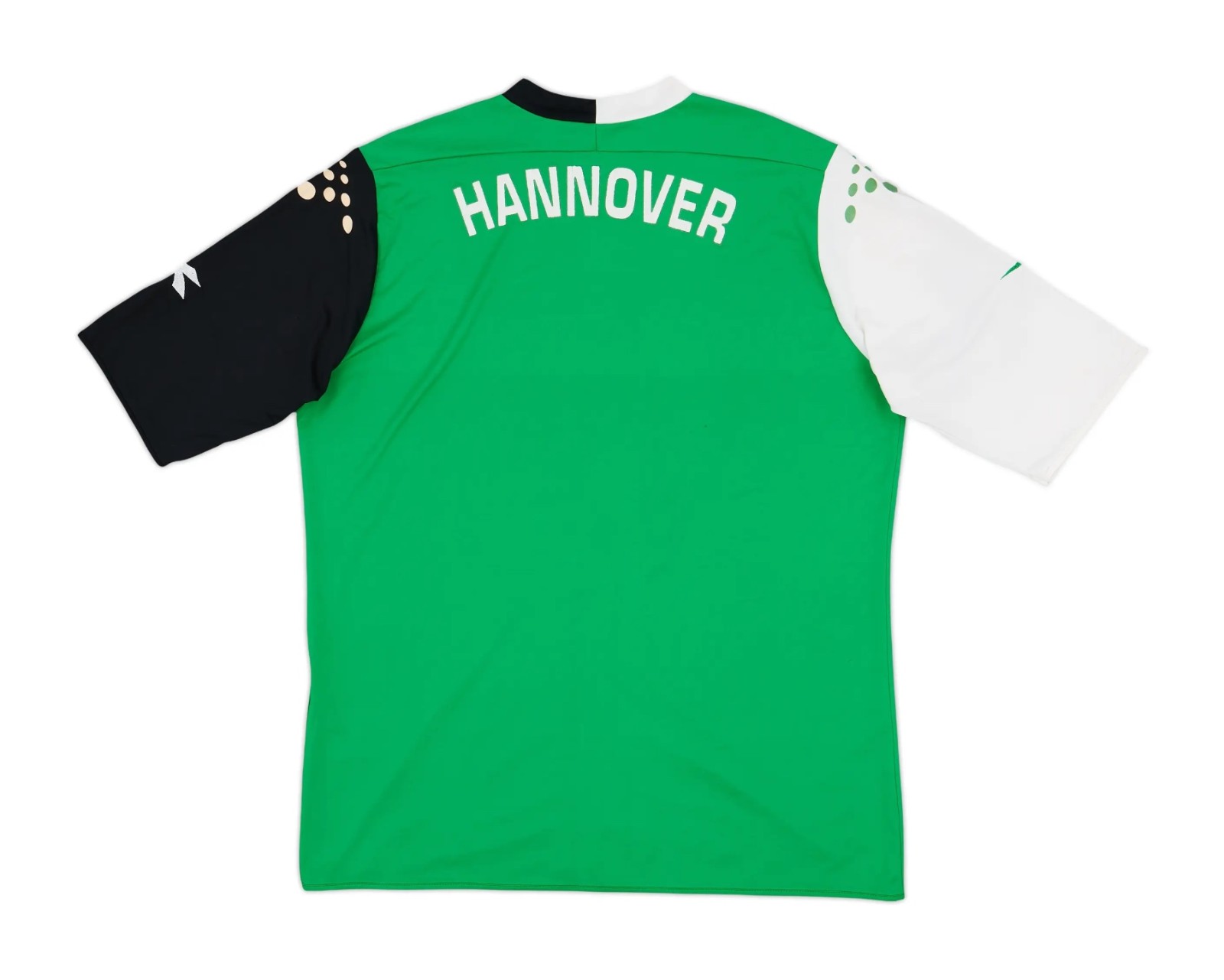 Hannover 96 2005-06 Third Kit