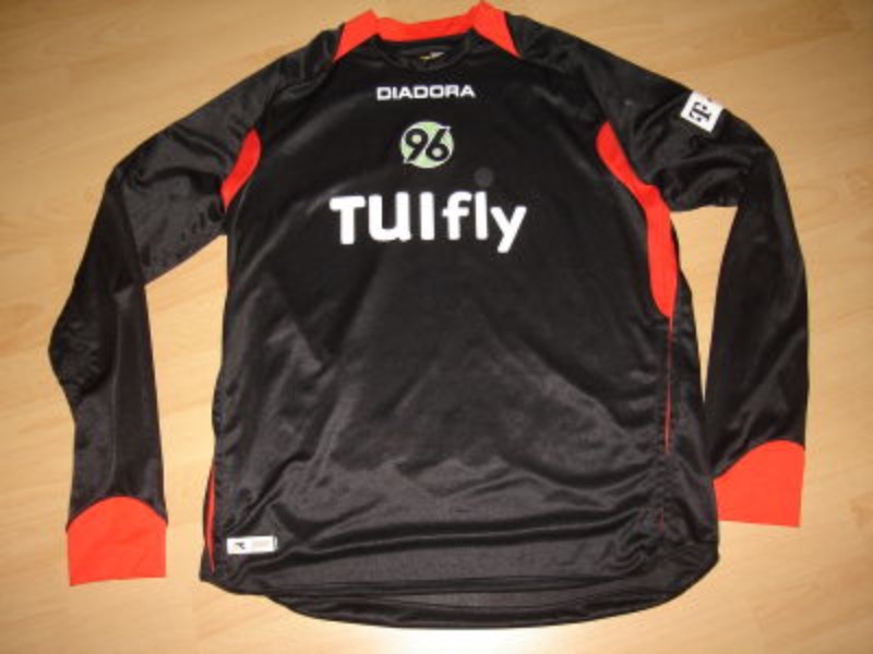 Hannover 96 2006-07 GK 1 Kit