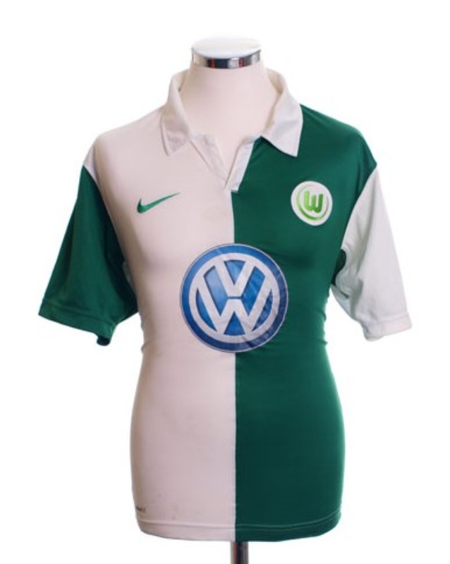 VfL Wolfsburg 2007-08 Home Kit