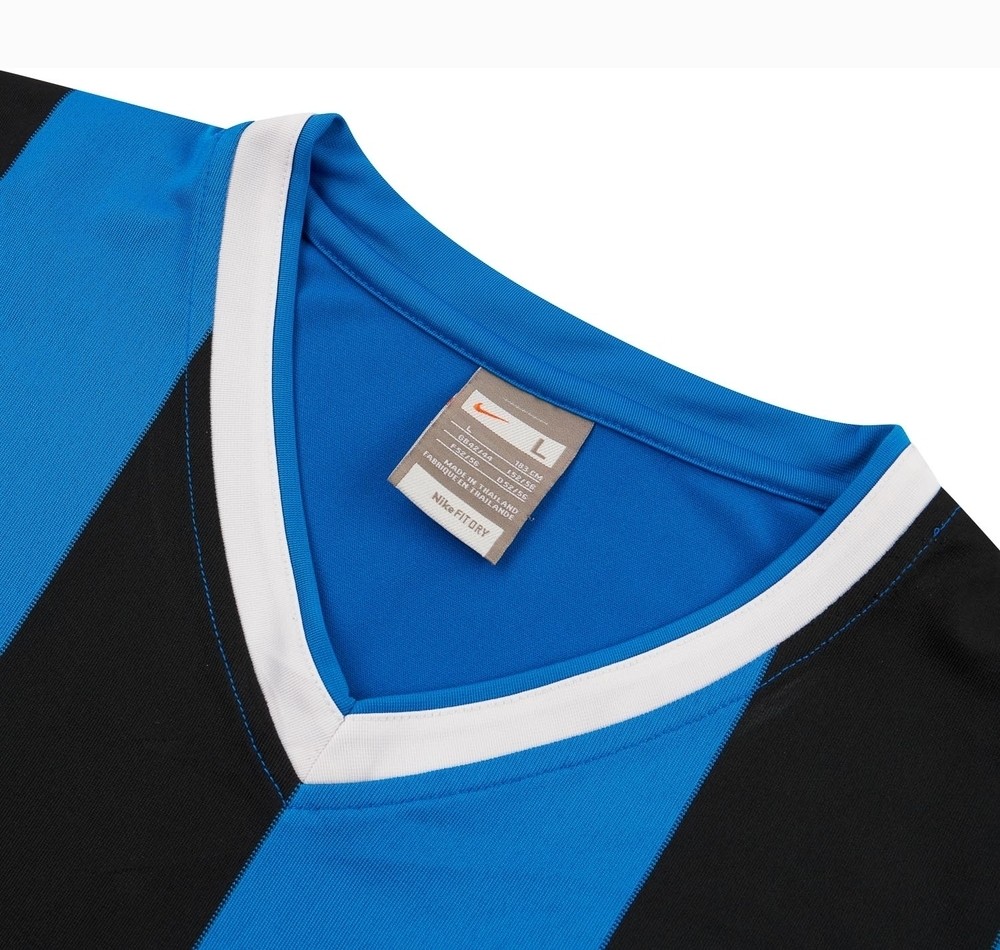 VfL Wolfsburg 2008-09 Away Kit