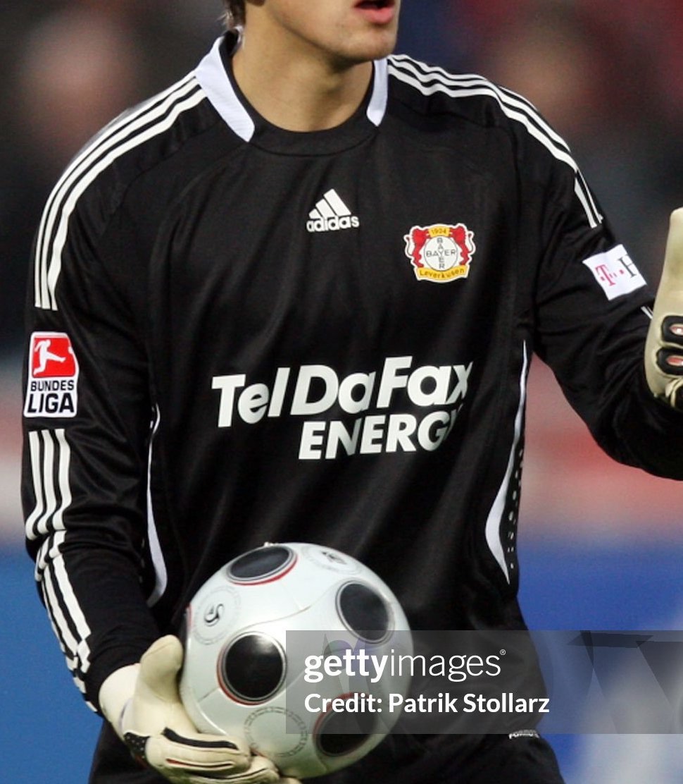 Bayer 04 Leverkusen 2008-09 GK 3 Kit