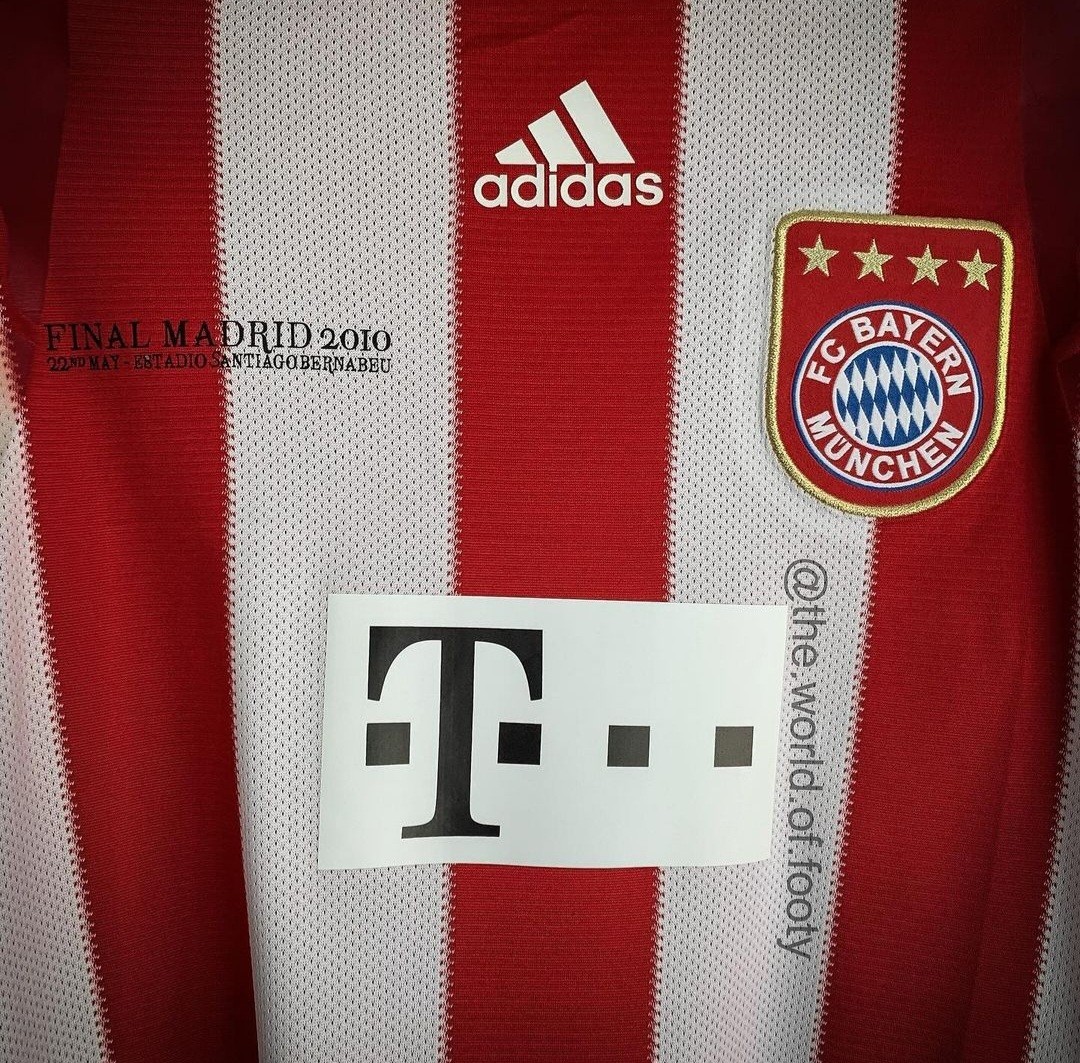 Bayern München 2009-10 Champions League Final Kit