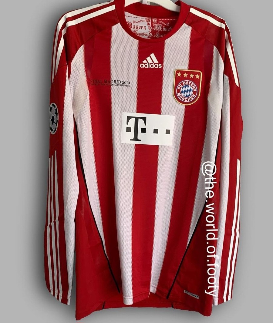 Bayern München 2009-10 Champions League Final Kit