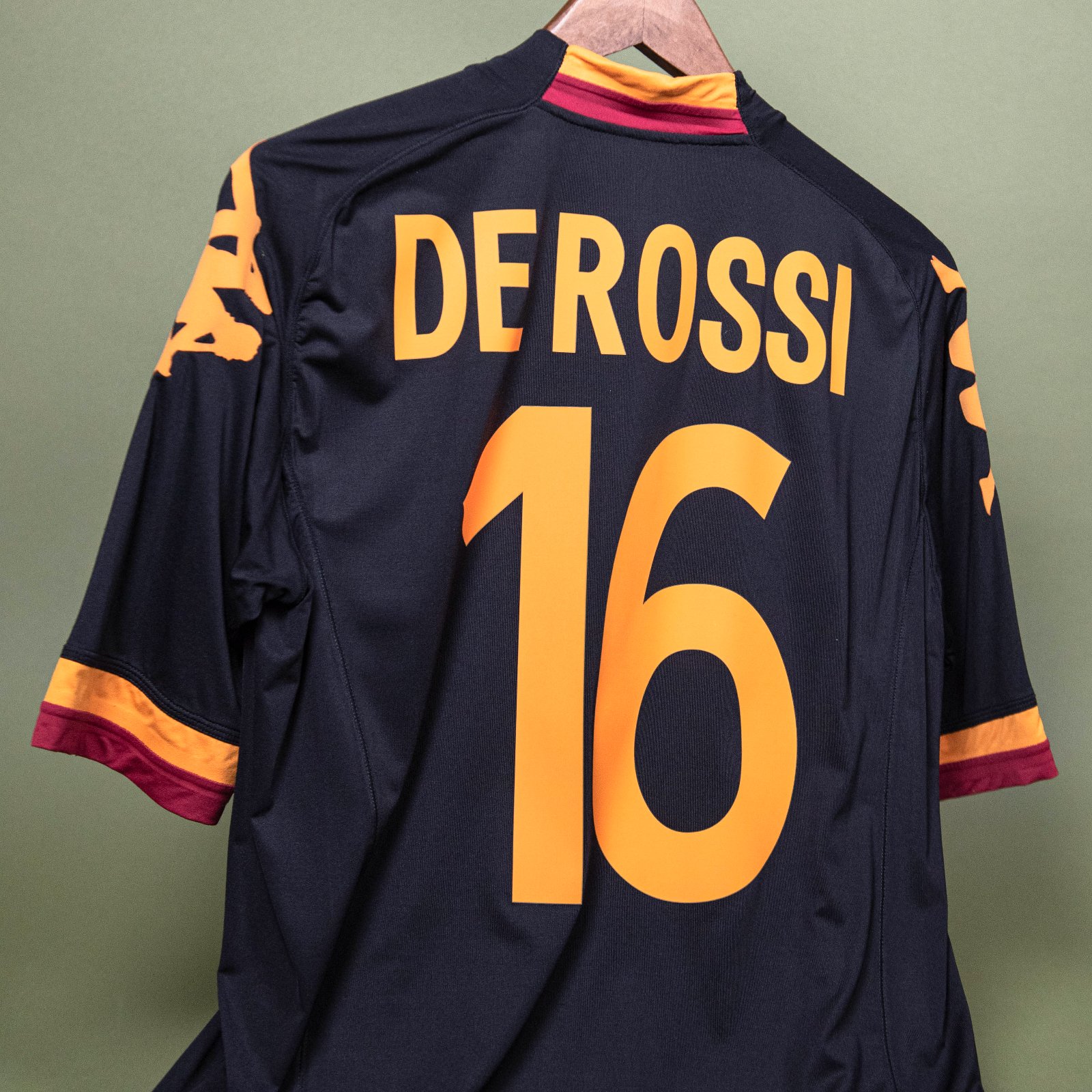 AS Roma 2012-13 Third Kit