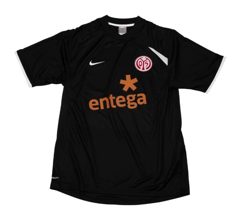 1. FSV Mainz 05 2009-10 Away Kit
