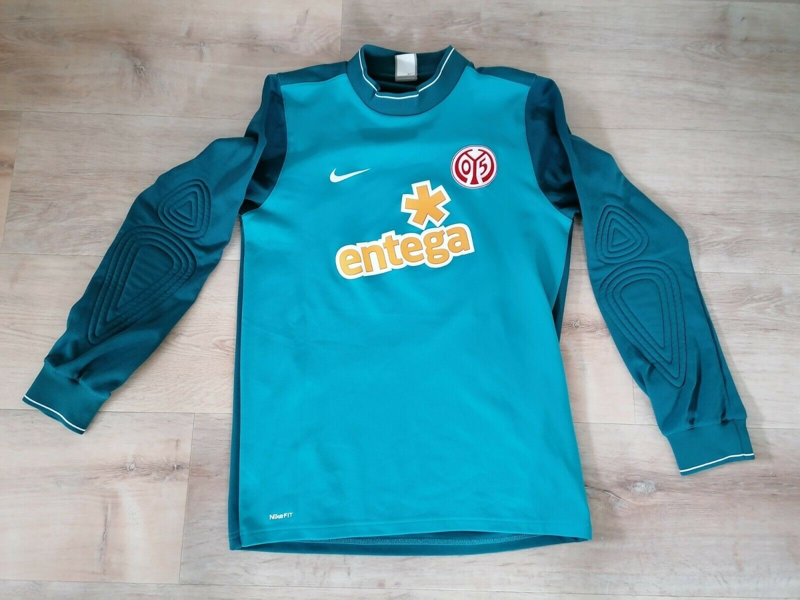 1. FSV Mainz 05 2009-10 GK 1 Kit