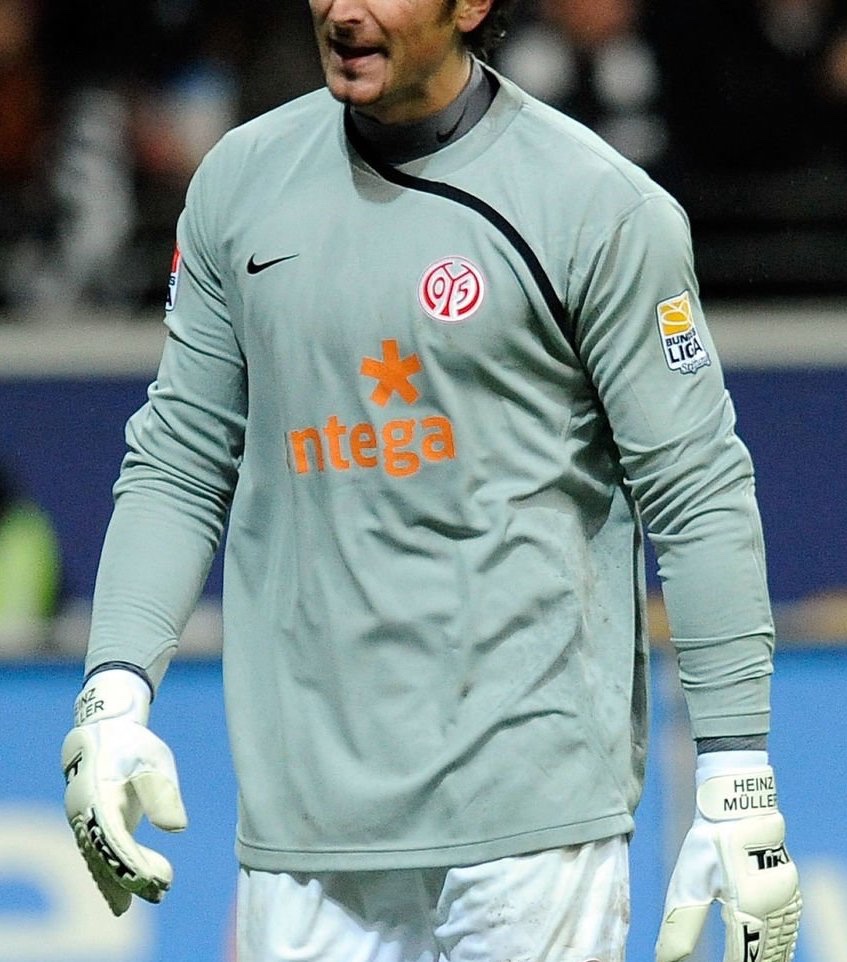 1. FSV Mainz 05 2009-10 GK 5 Kit