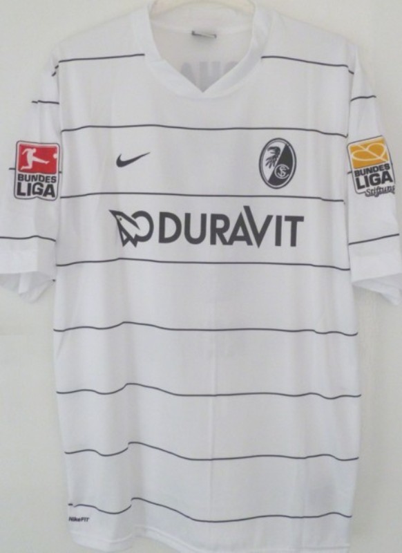 SC Freiburg 2009-10 Away Kit