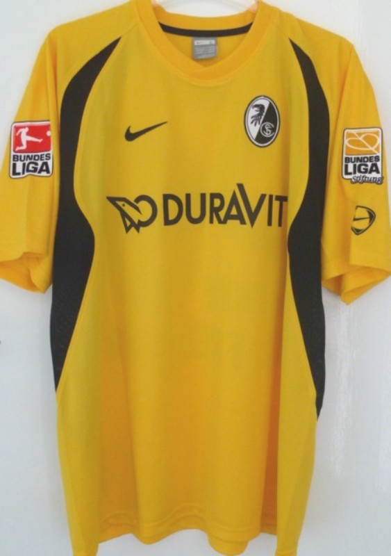 SC Freiburg 2009-10 GK 2 Kit