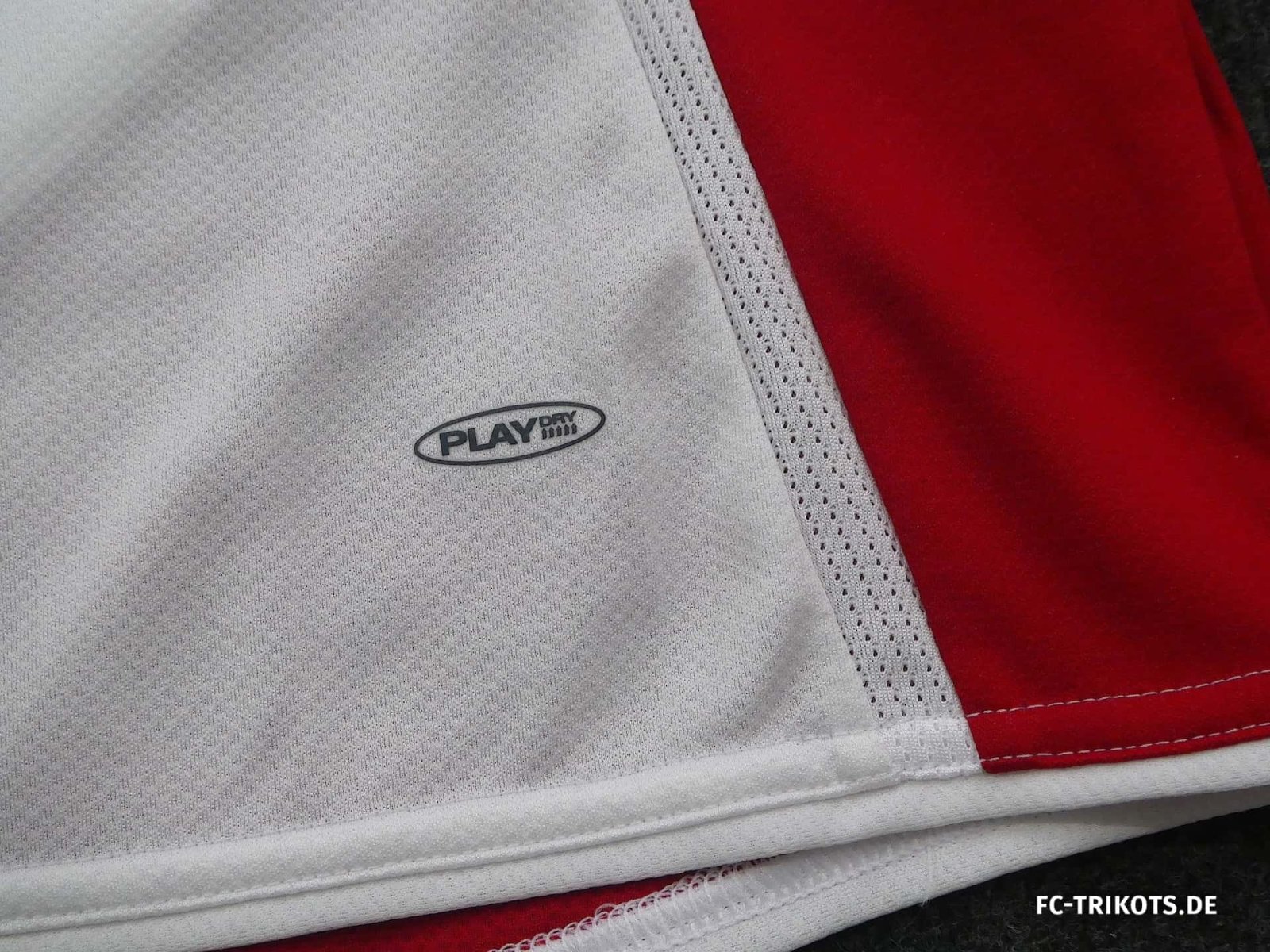 1. FC Köln 2009-10 Third Kit