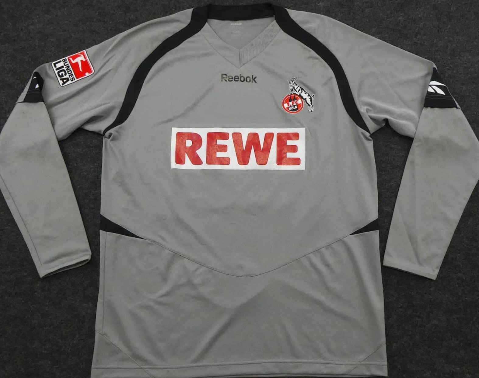 1. FC Köln 2009-10 GK 1 Kit
