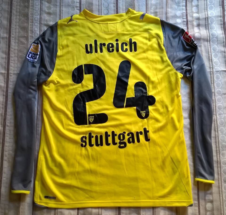 VfB Stuttgart 2009-10 GK 1 Kit
