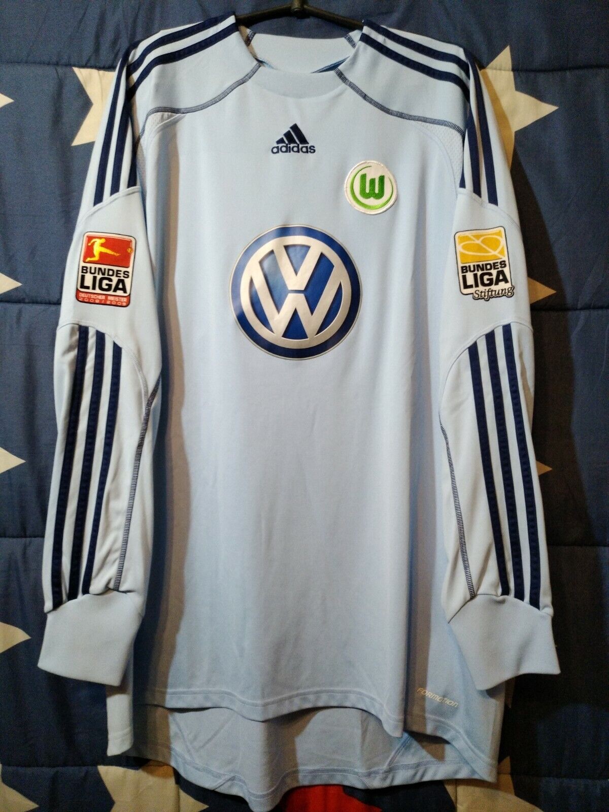 VfL Wolfsburg 2009-10 GK 1 Kit