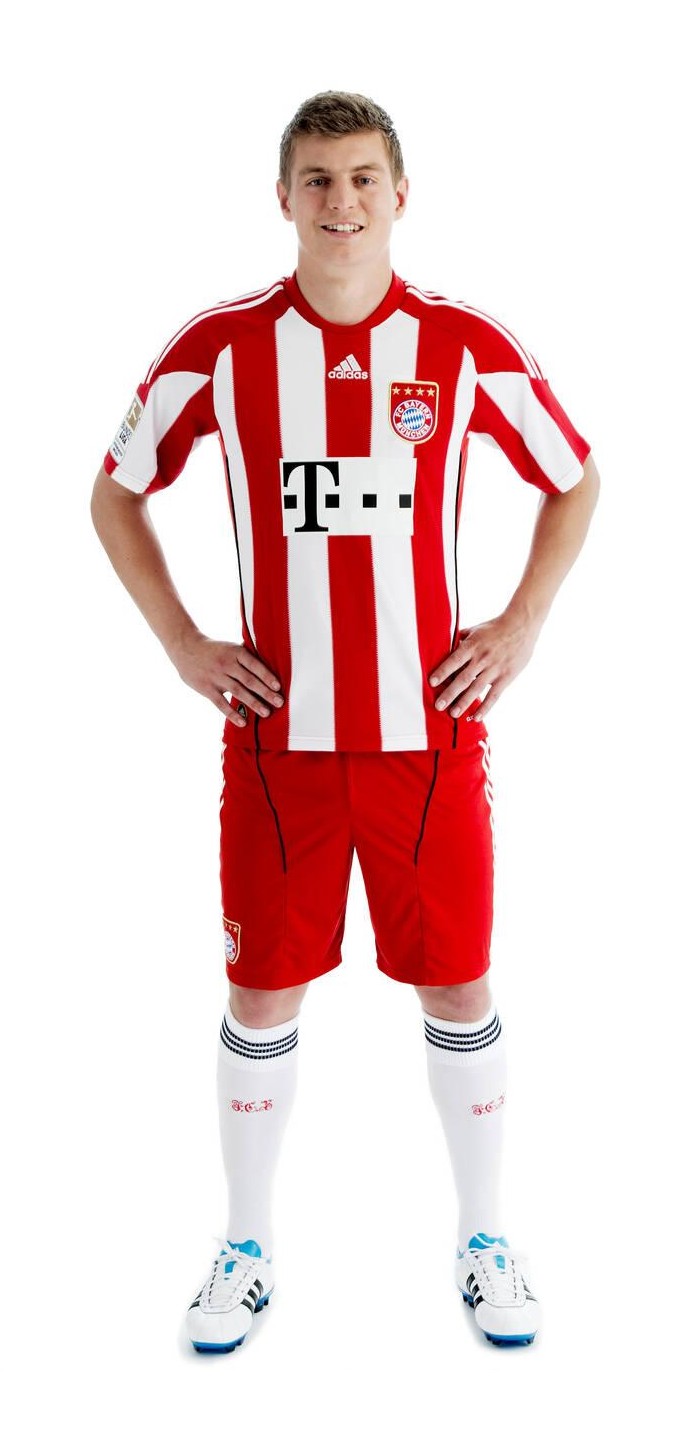 Bayern München 2010-11 Home Kit