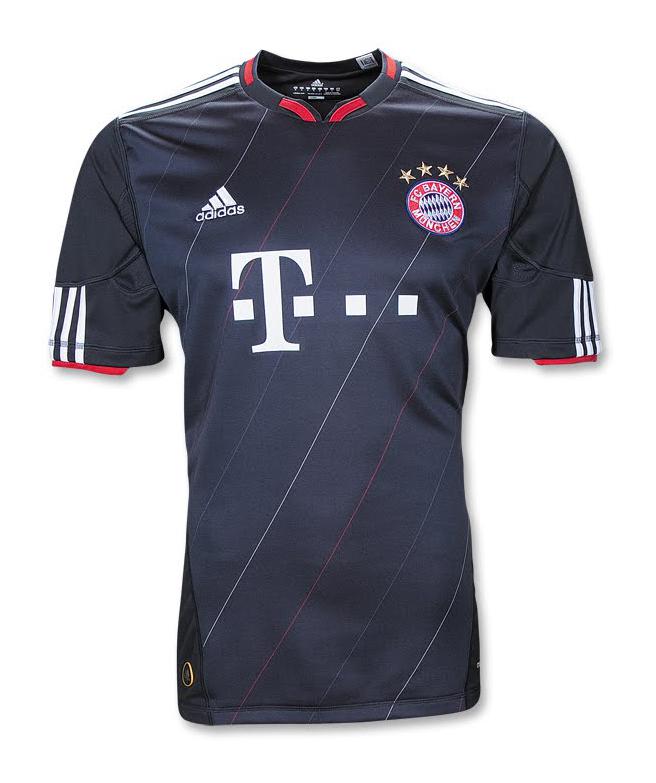Bayern München 2010-11 Third Kit