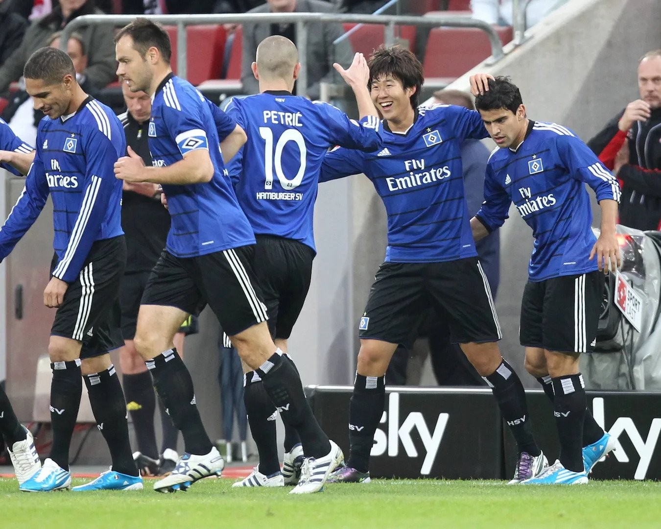 Hamburger SV 2010-11 Away Kit