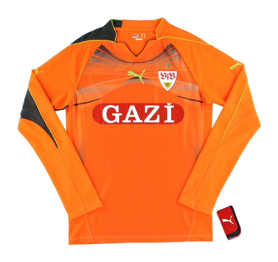 VfB Stuttgart 2010-11 GK 1 Kit