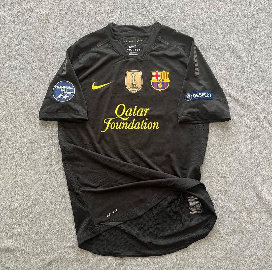 FC Barcelona 2011-12 Away V2 Kit
