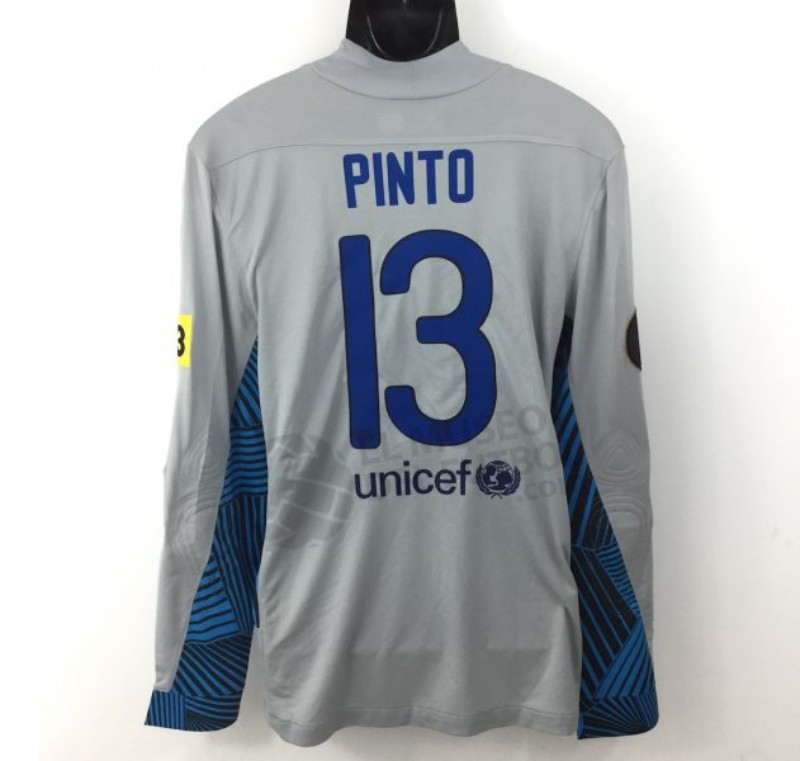 FC Barcelona 2011-12 GK 4 Kit