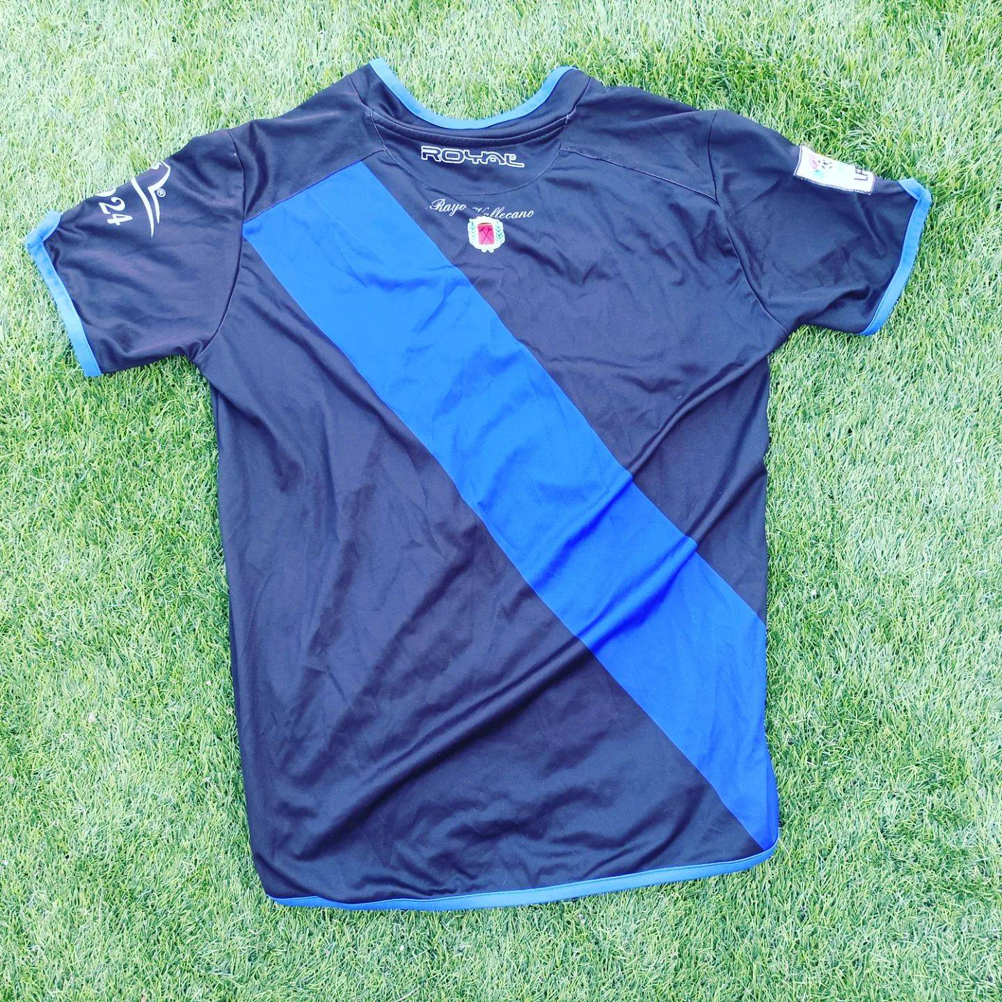 Rayo Vallecano 2011-12 Away Kit