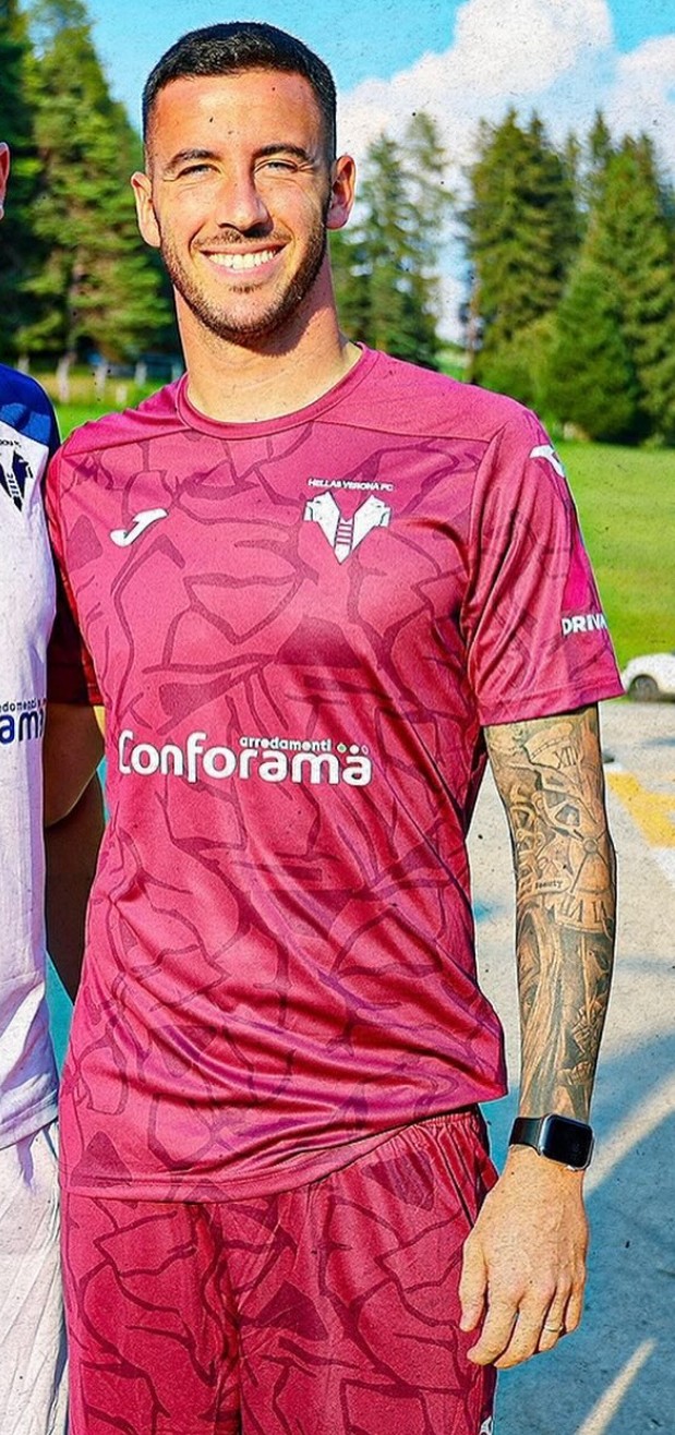 Hellas Verona 2024-25 GK 1 Kit