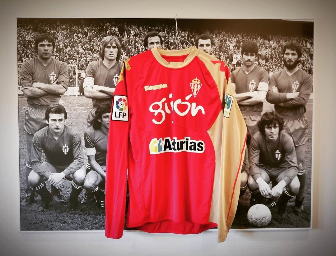 Sporting Gijón 2011-12 Away Kit