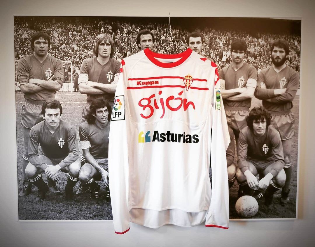 Sporting Gijón 2011-12 Third Kit