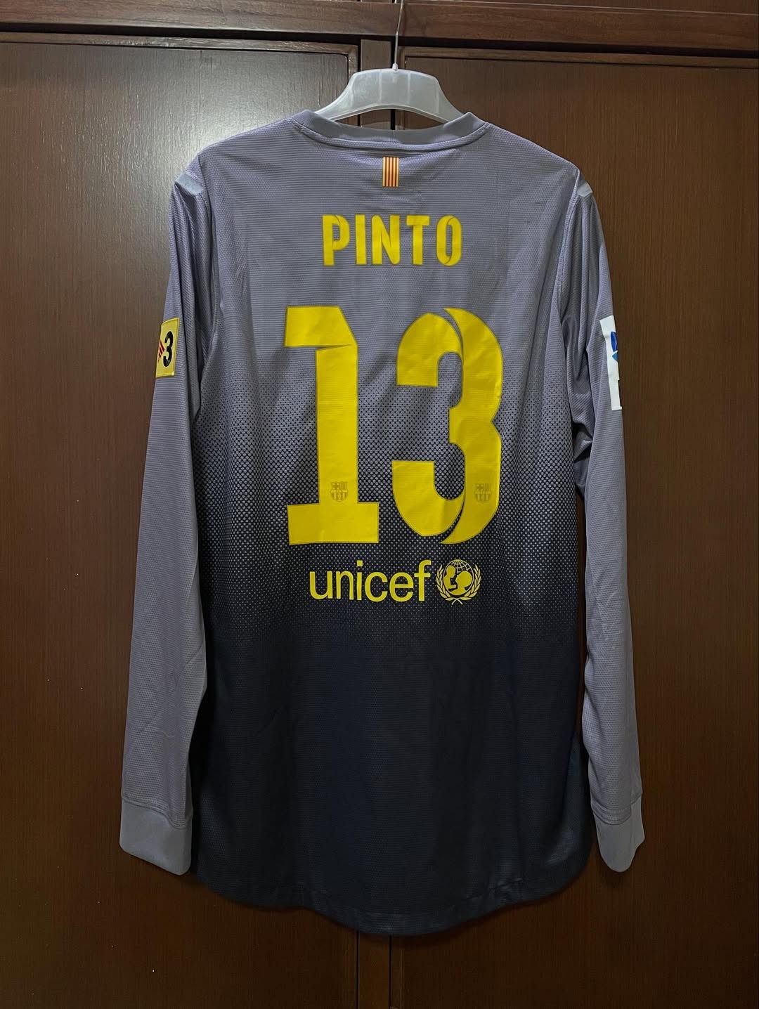 FC Barcelona 2012-13 GK Home V2 Kit