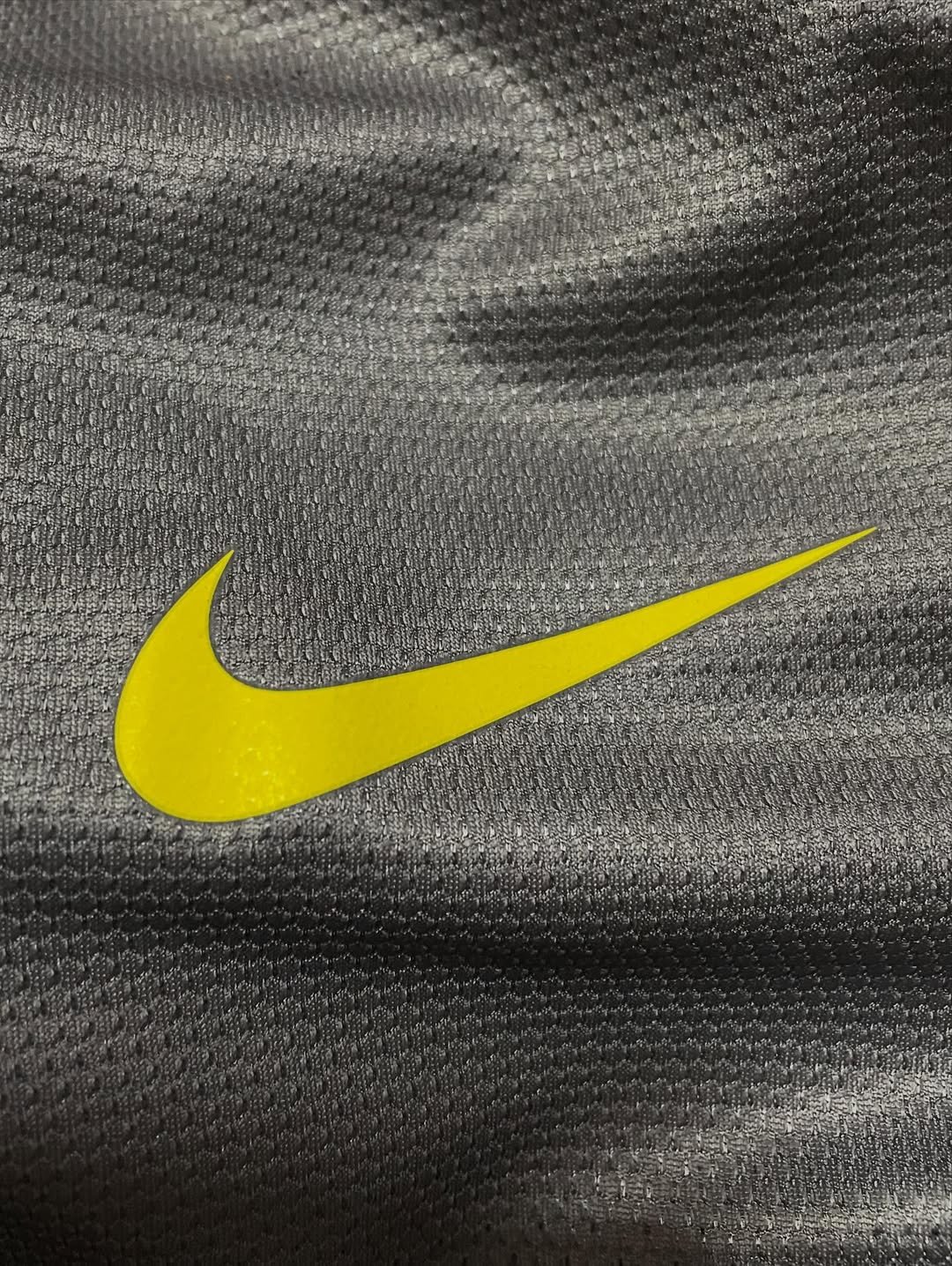 FC Barcelona 2012-13 GK Home V2 Kit