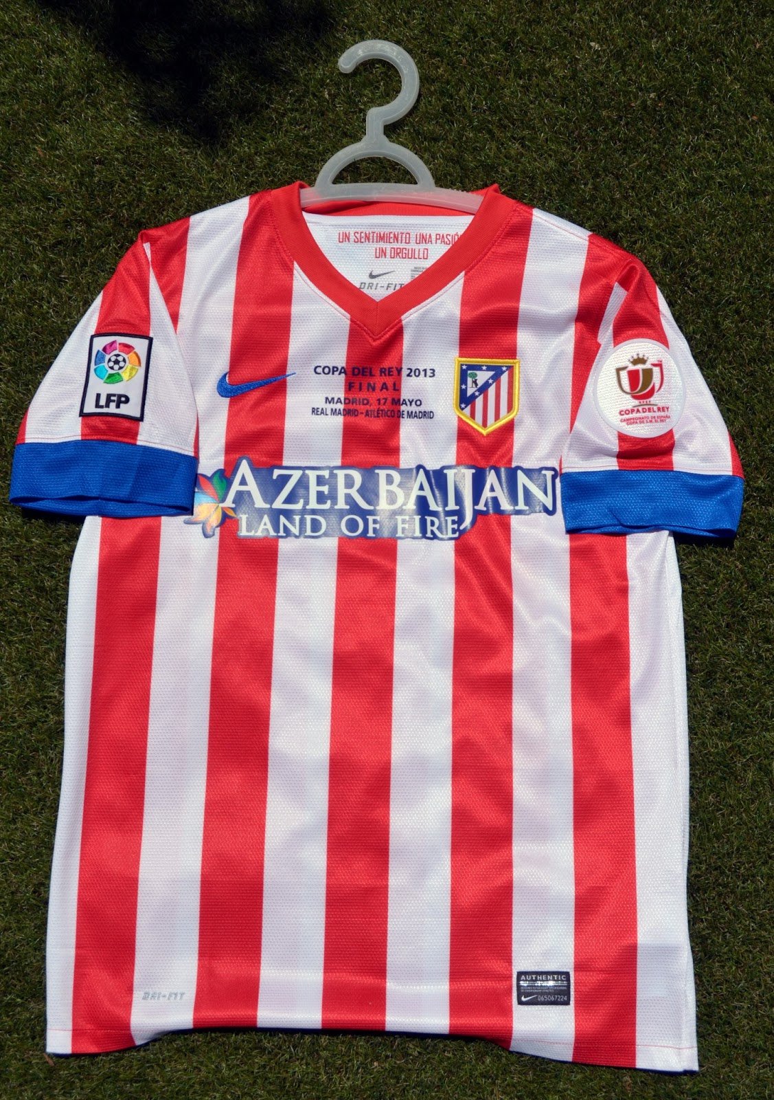 Atlético Madrid 2012-13 Copa del Rey Final Kit