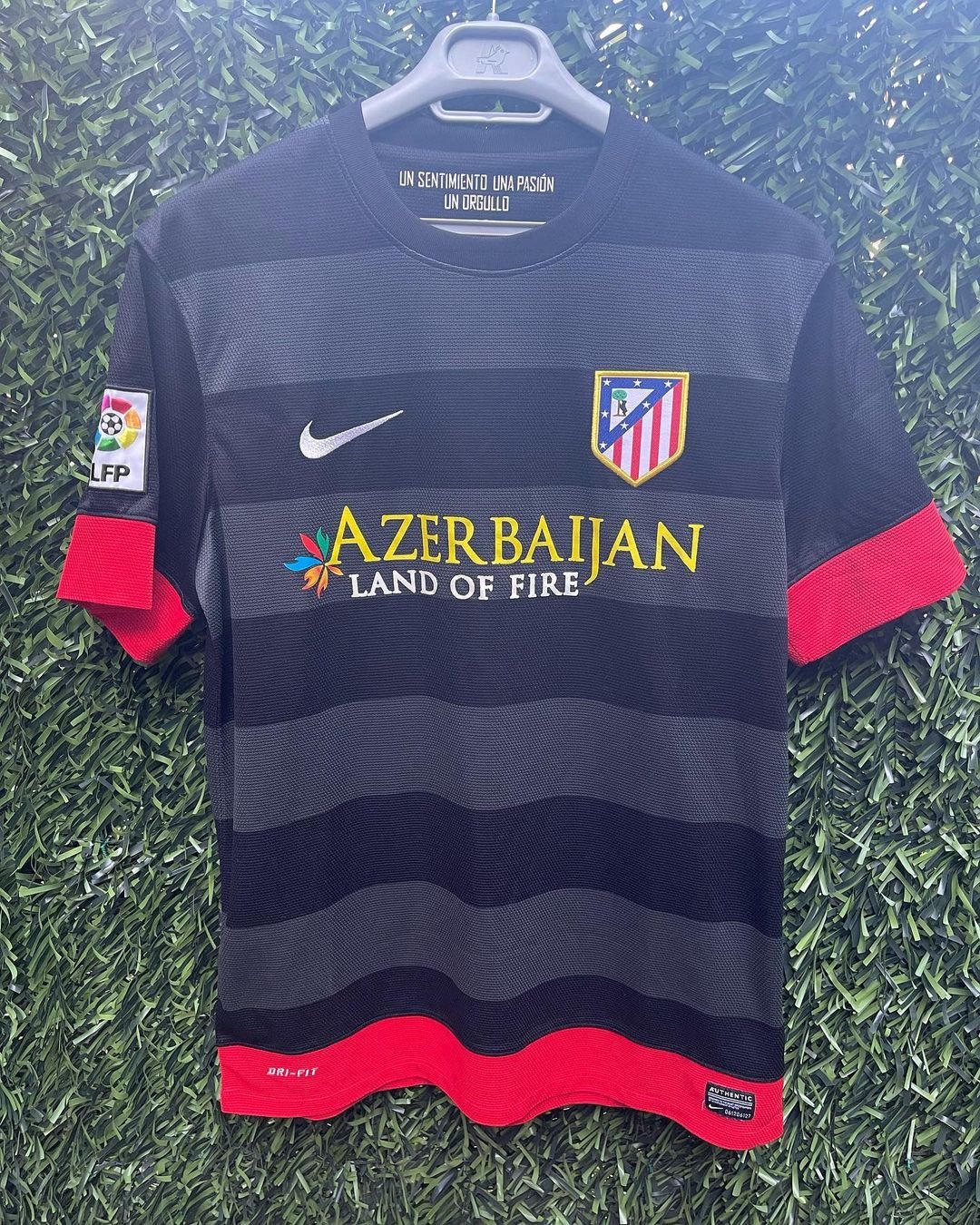 Atlético Madrid 2012-13 Away V2 Kit